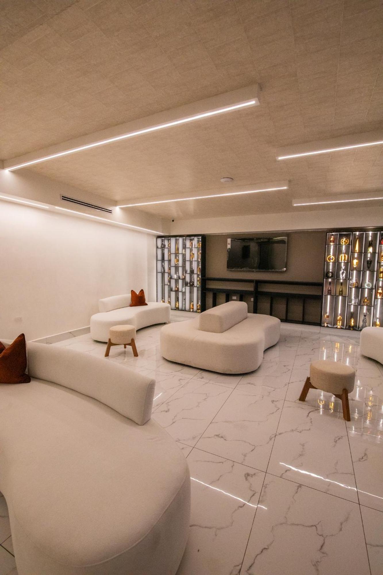 Lovera Hotel サンティアゴ・デ・ロス・カバリェロス エクステリア 写真